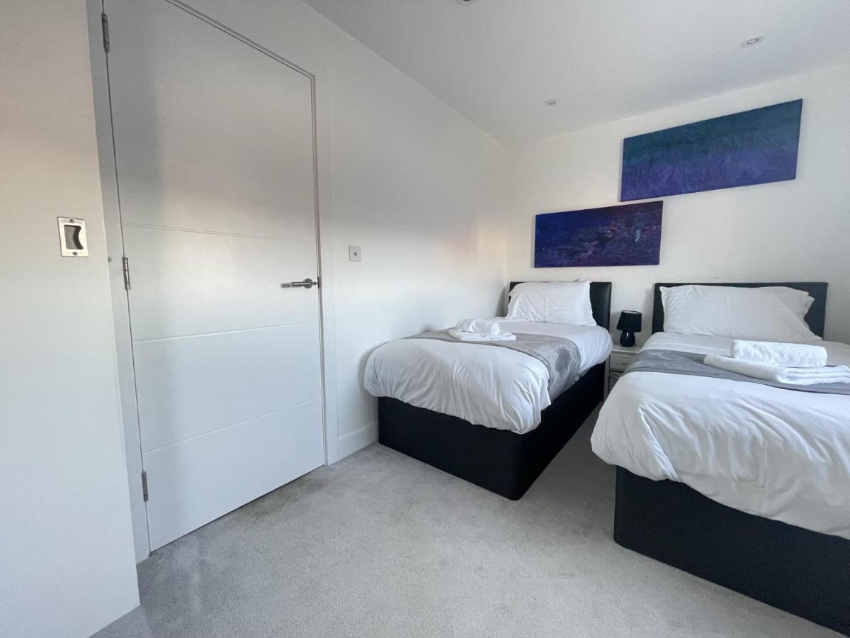 City Centre, Sleeps 7, Stunning Views & Parking, Interconnected Rooms Long Stay Work Contractor Leisure, Diamond Penthouse CBG Exterior foto