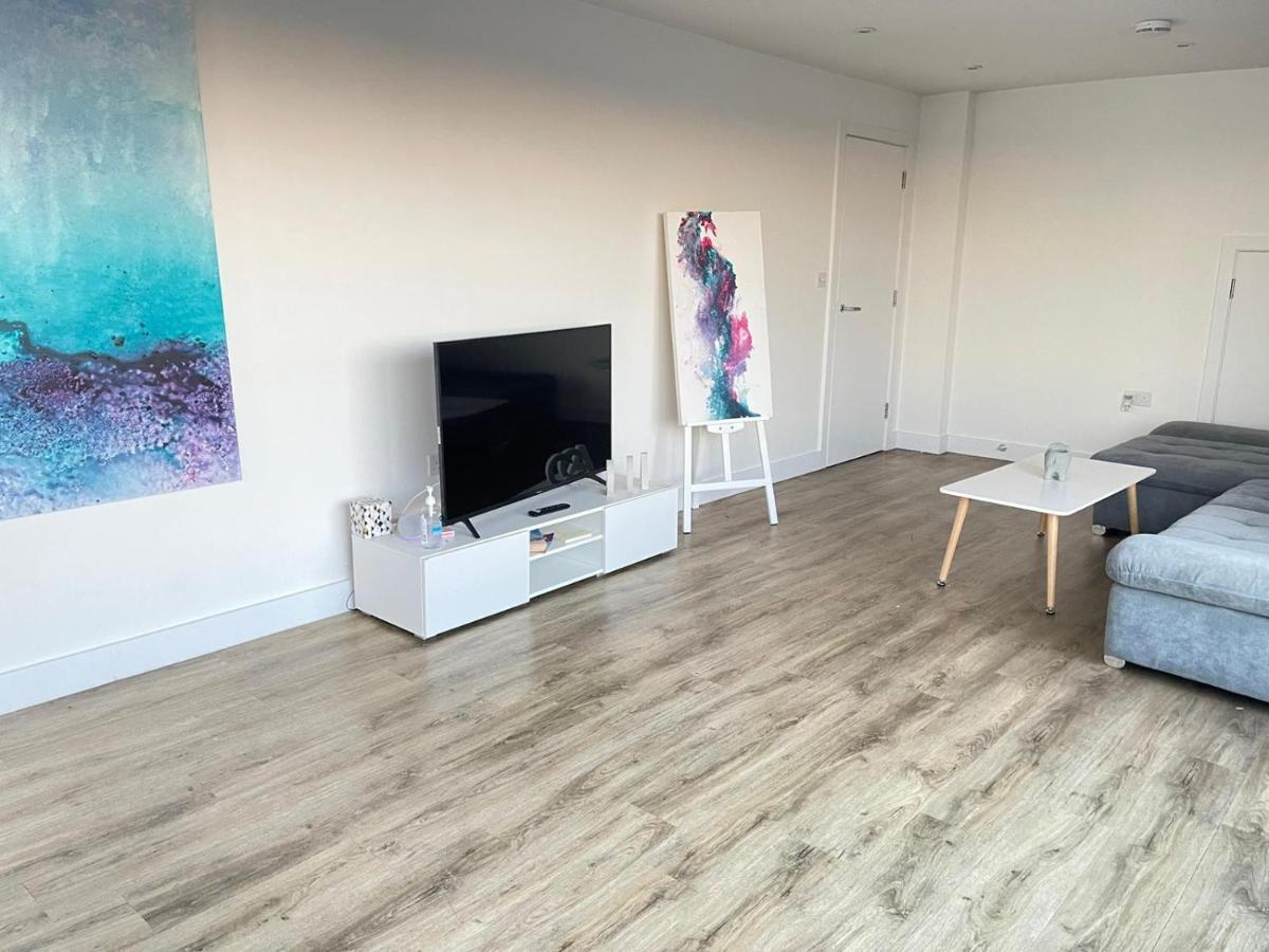 City Centre, Sleeps 7, Stunning Views & Parking, Interconnected Rooms Long Stay Work Contractor Leisure, Diamond Penthouse CBG Exterior foto