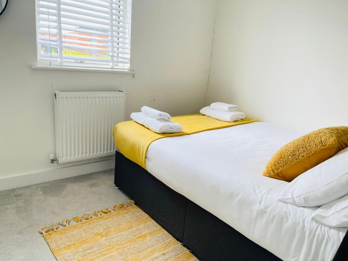 City Centre, Sleeps 7, Stunning Views & Parking, Interconnected Rooms Long Stay Work Contractor Leisure, Diamond Penthouse CBG Exterior foto