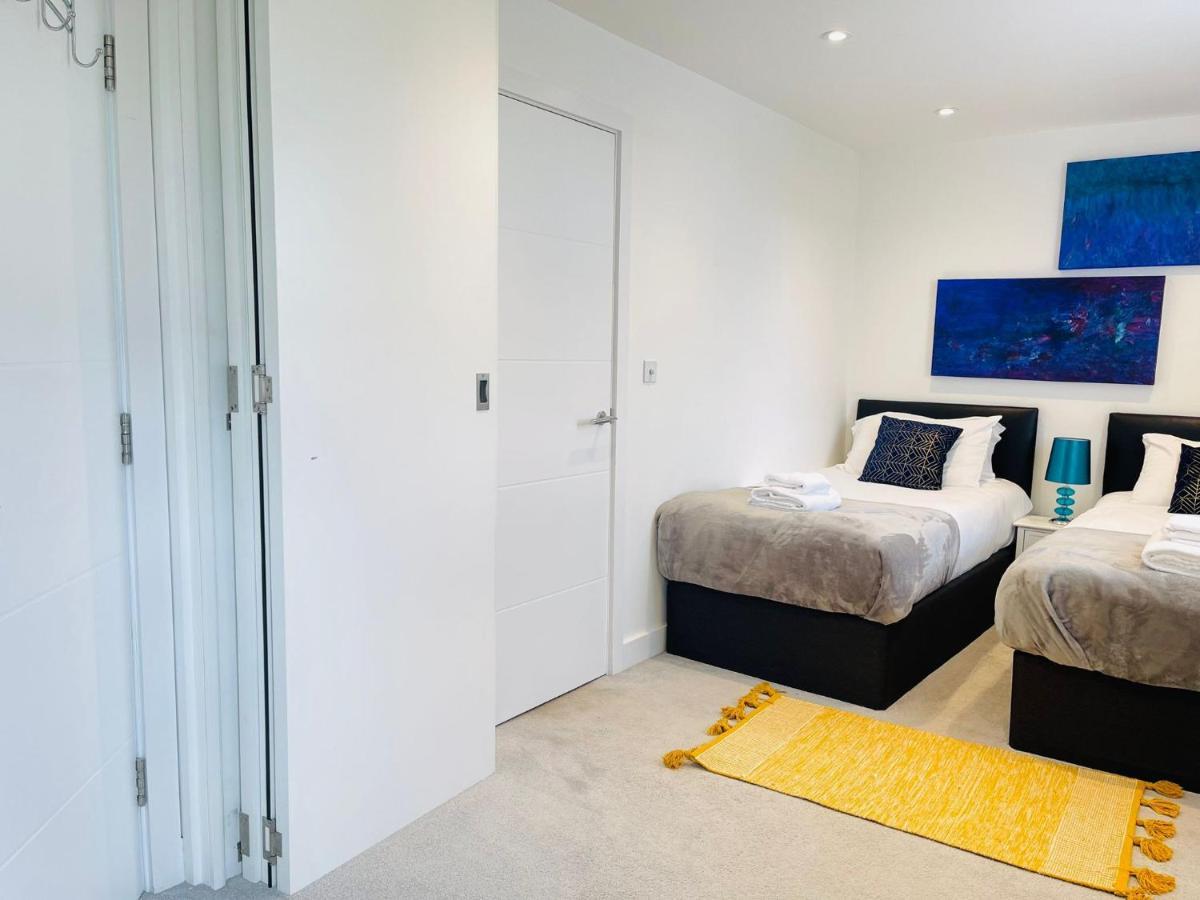 City Centre, Sleeps 7, Stunning Views & Parking, Interconnected Rooms Long Stay Work Contractor Leisure, Diamond Penthouse CBG Exterior foto